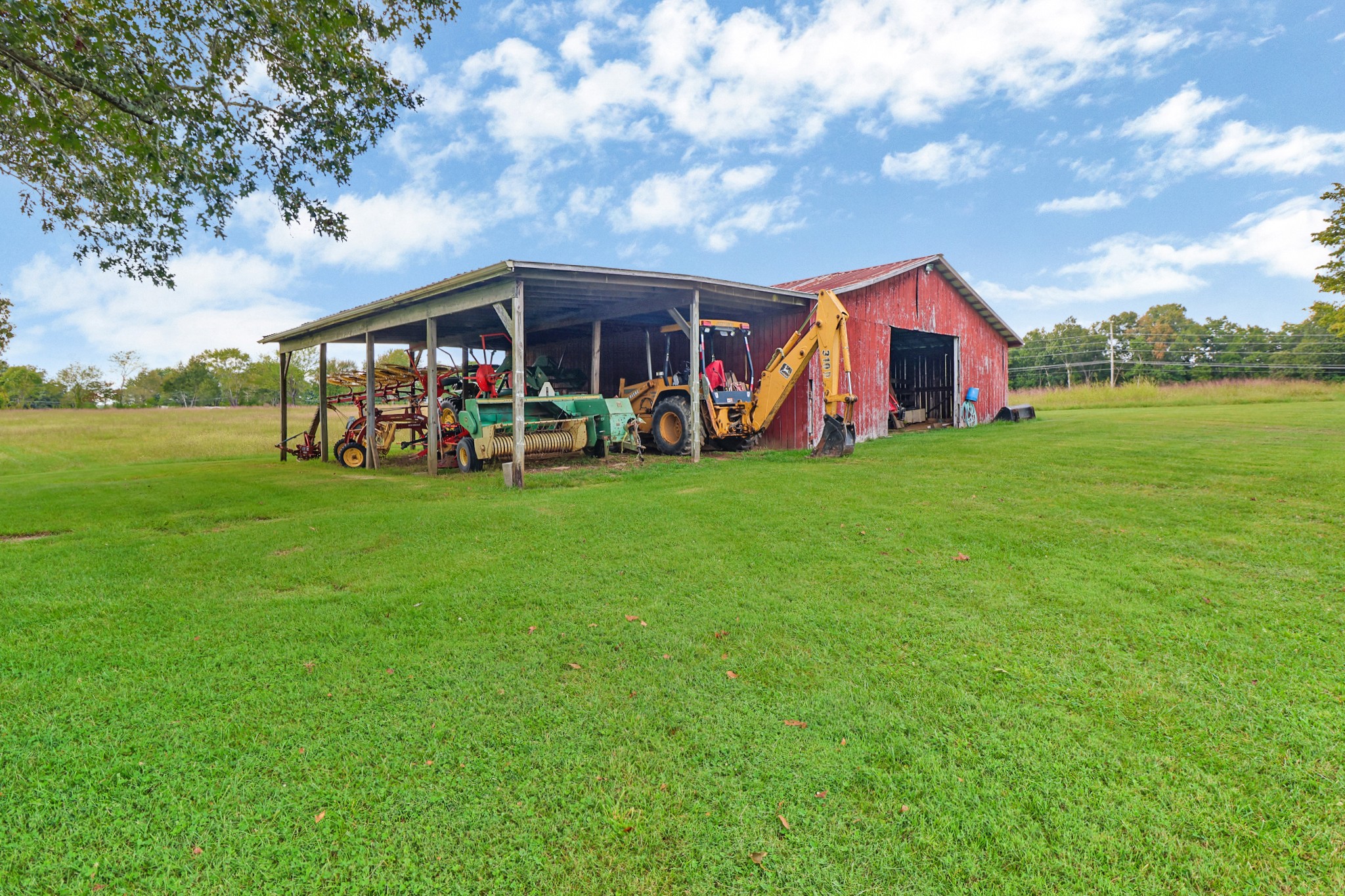 1386 Pigeon Ridge Road Crossville, TN 38572 - Photo 6 of 41 a view of a house with backyard