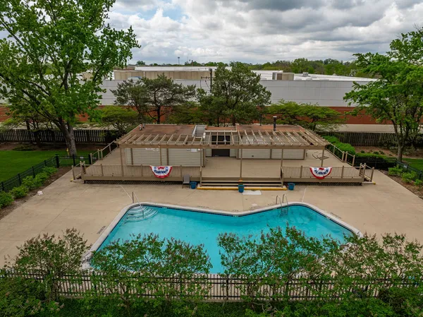 $249,900 | 4221 Saratoga Avenue, Unit 410A, Downers Grove, IL 60515