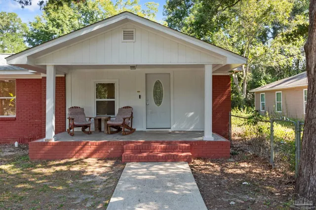 $230,000 | 6608 Magnolia Street, Milton, FL 32570