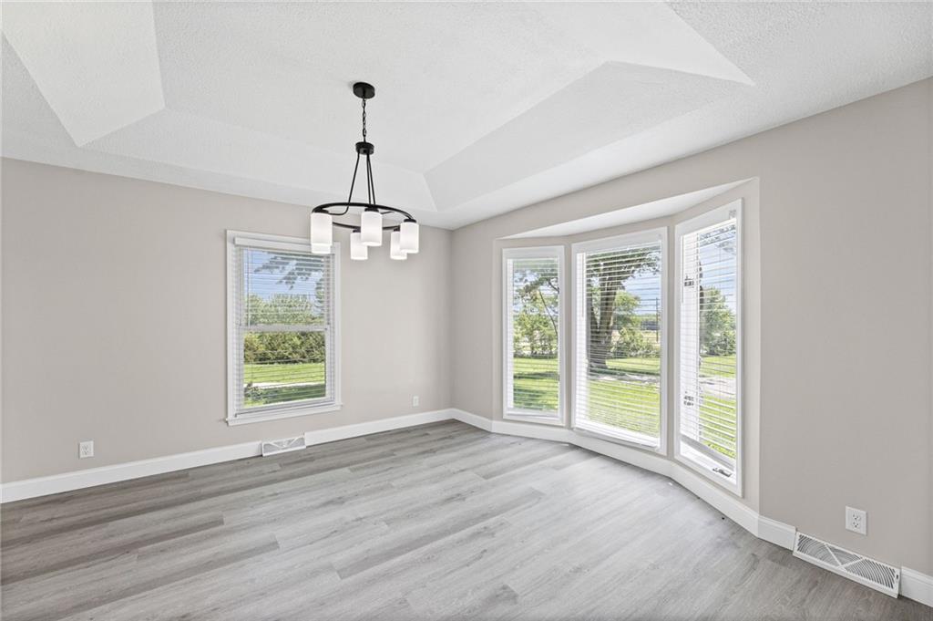 12223 Hills Road Kearney, MO 64060 - Photo 13 of 59