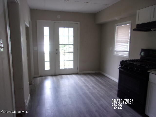 35 James Street Schenectady, NY 12304 - Photo 19 of 56 103_8359