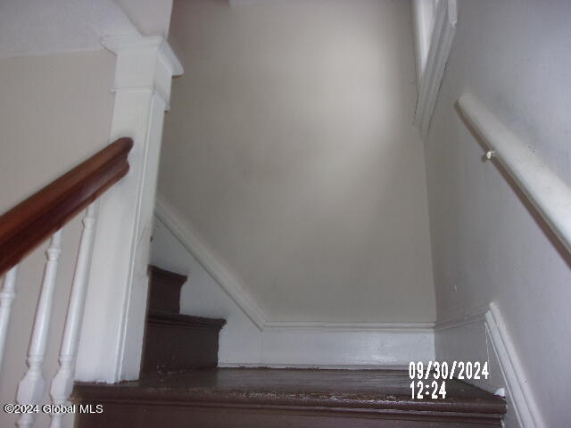 35 James Street Schenectady, NY 12304 - Photo 31 of 56 103_8373