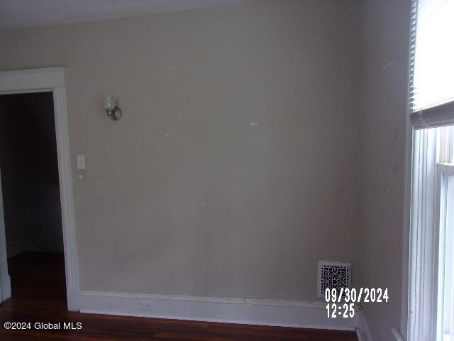 35 James Street Schenectady, NY 12304 - Photo 37 of 56 103_8379