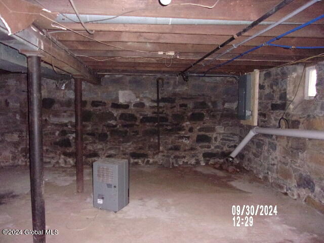 35 James Street Schenectady, NY 12304 - Photo 55 of 56 103_8399