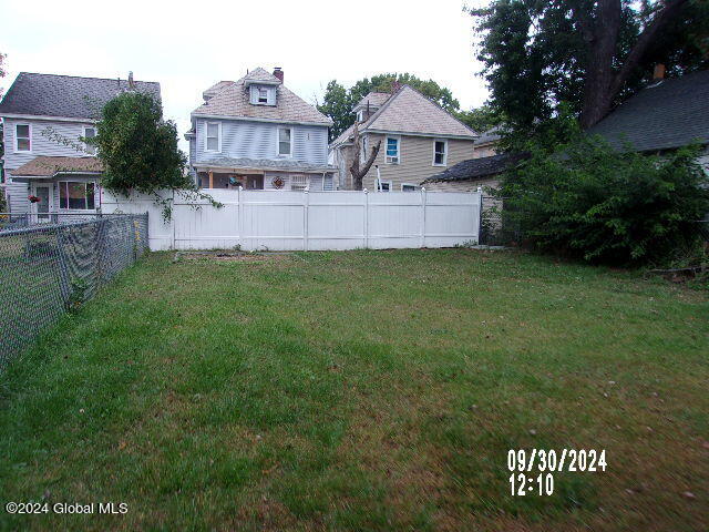 35 James Street Schenectady, NY 12304 - Photo 9 of 56 103_8344
