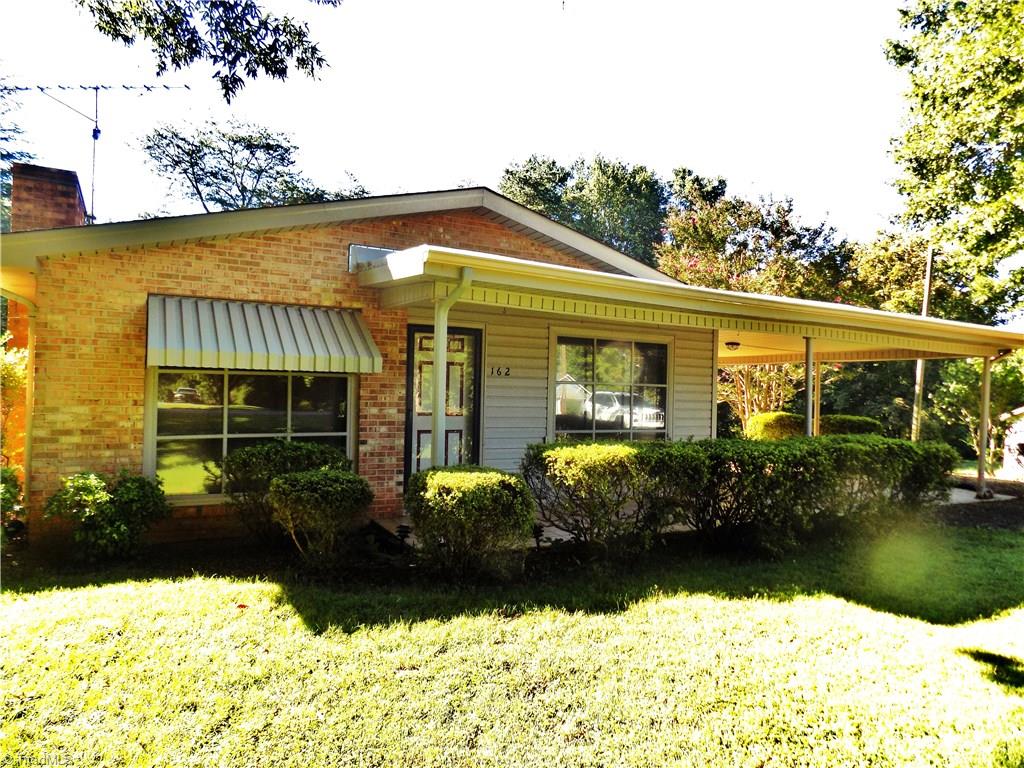 162 Rhodes Road Eden, NC 27288 - Photo 1 of 15 Front View