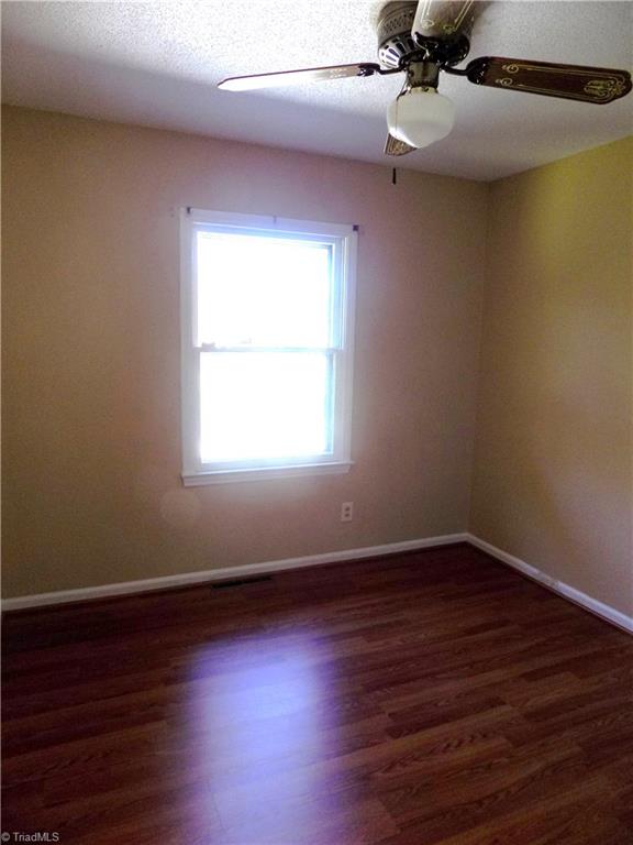 162 Rhodes Road Eden, NC 27288 - Photo 9 of 15 2nd Bedroom