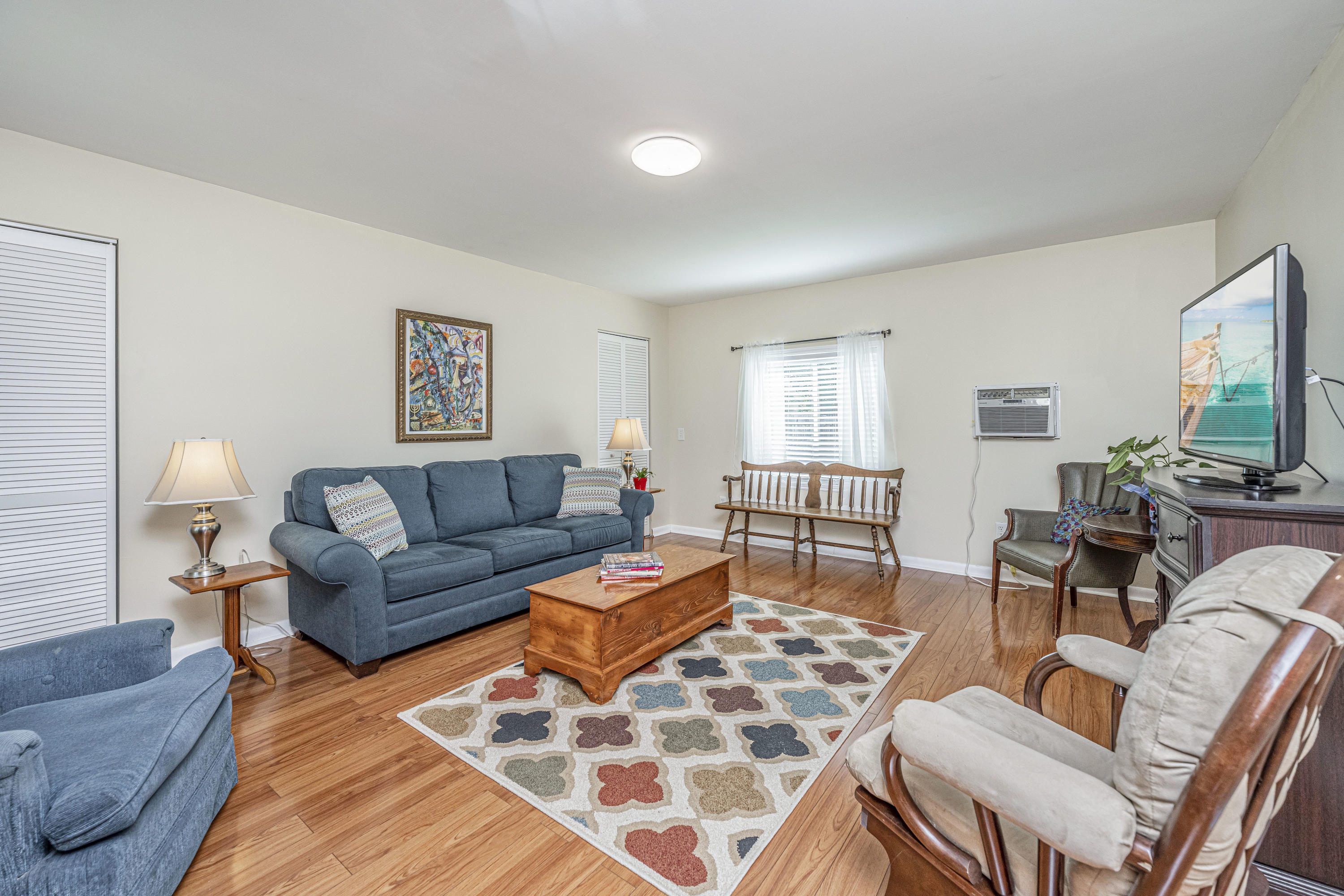 131 Lancashire Road Summerville, SC 29486 - Photo 4 of 48 131LancashireRd22