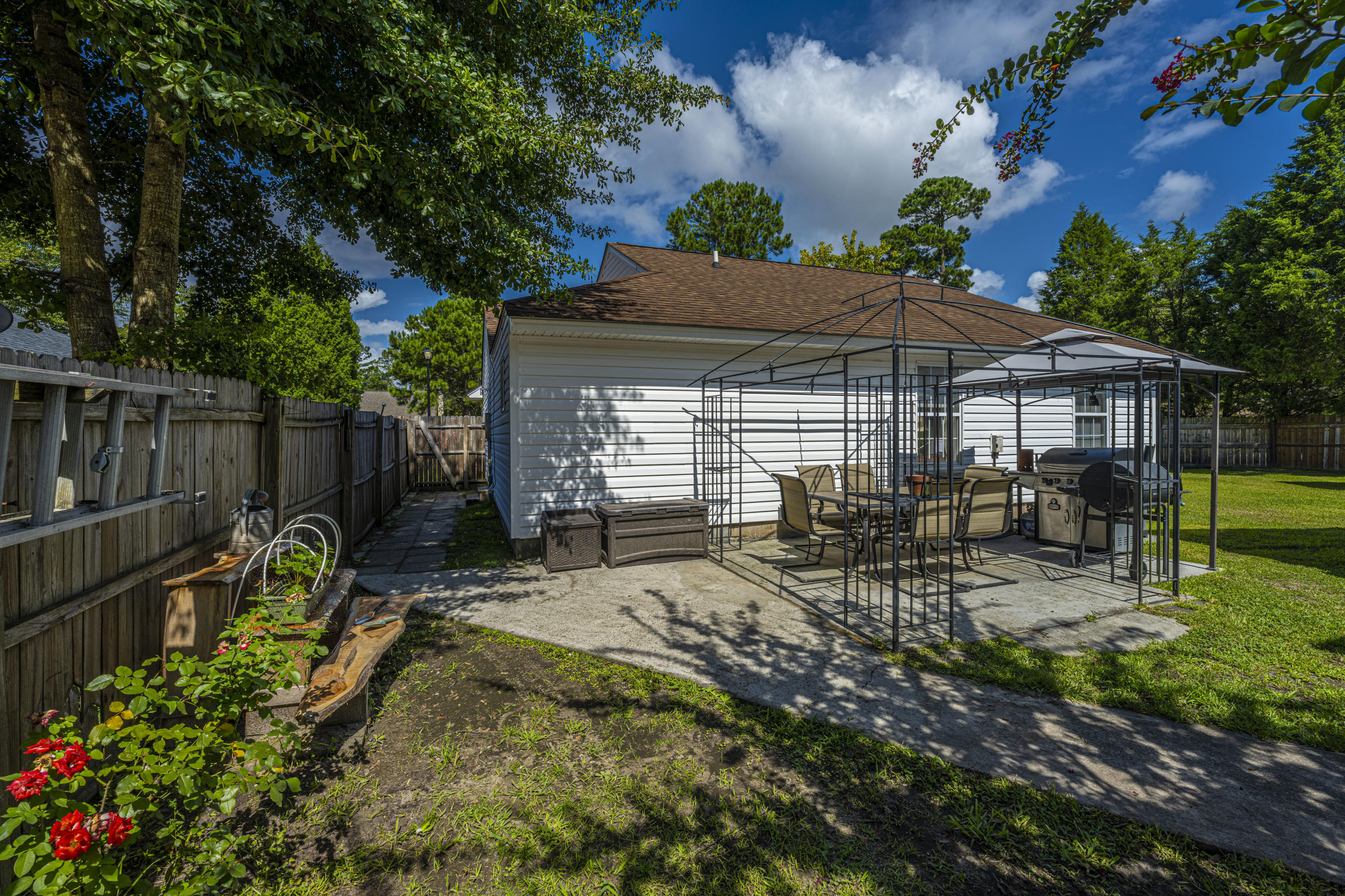 131 Lancashire Road Summerville, SC 29486 - Photo 39 of 48 131LancashireRd48
