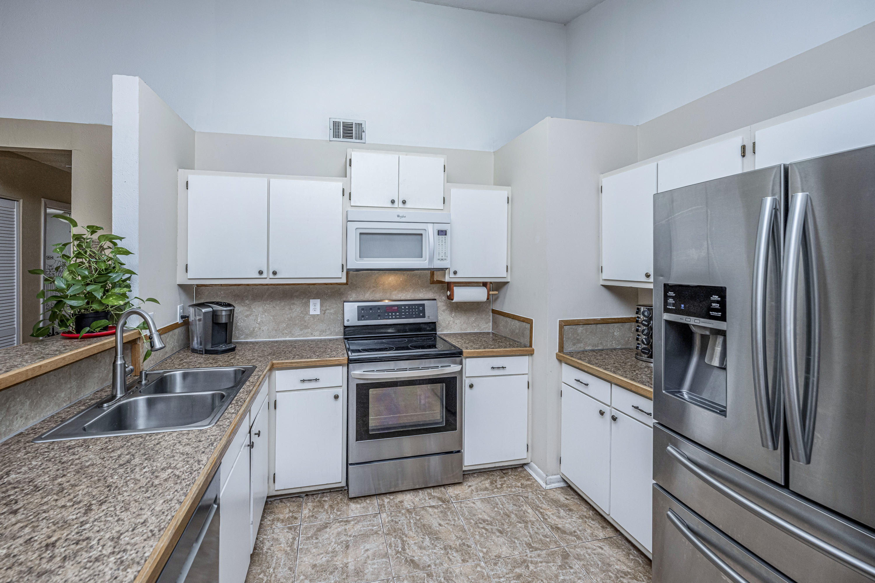 131 Lancashire Road Summerville, SC 29486 - Photo 7 of 48 131LancashireRd20