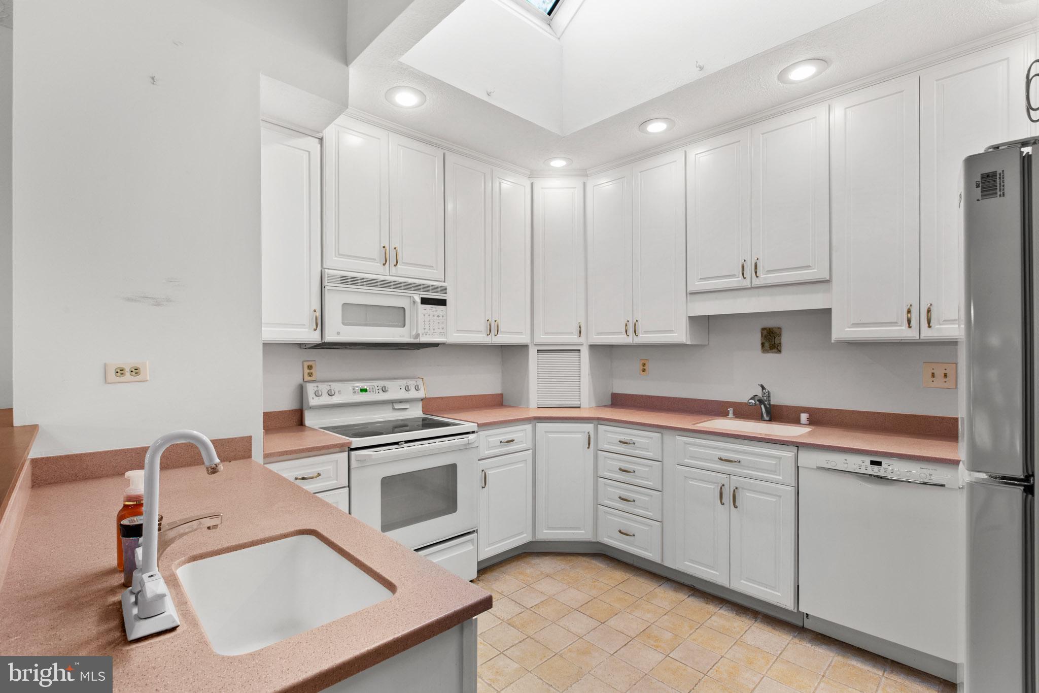 2237 Garrity Road St. Leonard, MD 20685 - Photo 26 of 63 Kitchen