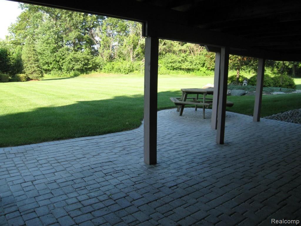 1158 Cobridge Drive Rochester, MI 48306 - Photo 23 of 30 From lower level walkout - brick paver patio!