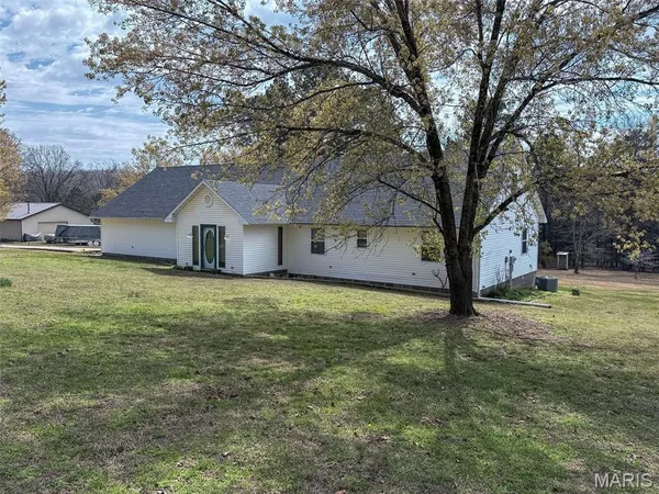 $289,900 | 628 County Road 420, Poplar Bluff, MO 63901