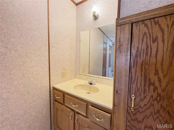 $289,900 | 628 County Road 420, Poplar Bluff, MO 63901