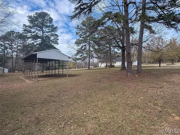 $289,900 | 628 County Road 420, Poplar Bluff, MO 63901