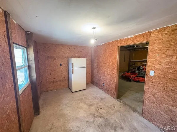 $289,900 | 628 County Road 420, Poplar Bluff, MO 63901