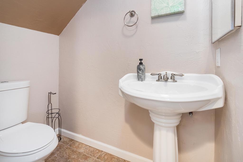 23945 Nectar Way Ramona, CA 92065 - Photo 23 of 47