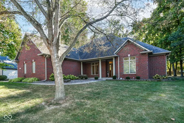 $535,000 | 5276 Oakbrook Drive, Plainfield, IN 46168