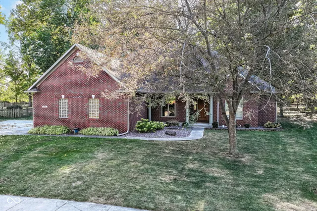 $535,000 | 5276 Oakbrook Drive, Plainfield, IN 46168
