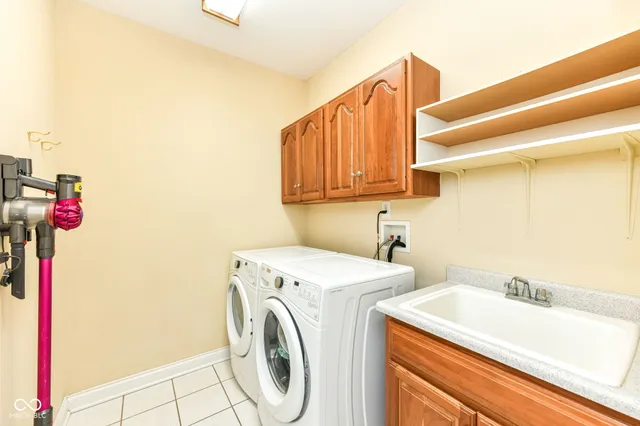 $535,000 | 5276 Oakbrook Drive, Plainfield, IN 46168