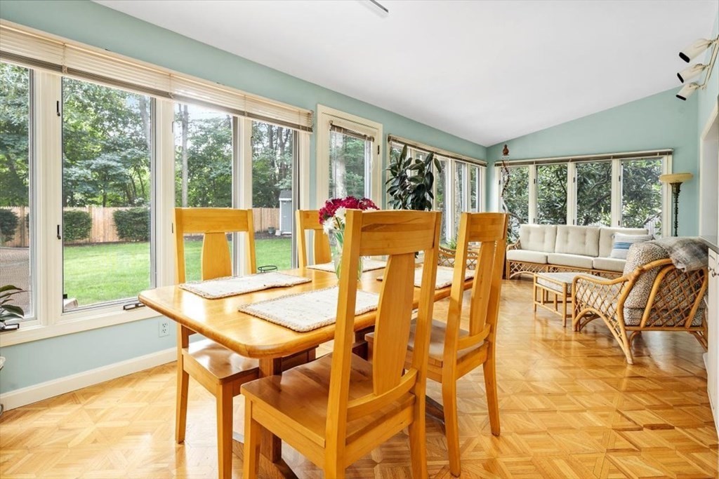 14 Winthrop Road Hingham, MA 02043 - Photo 14 of 38 Gallery Image 14