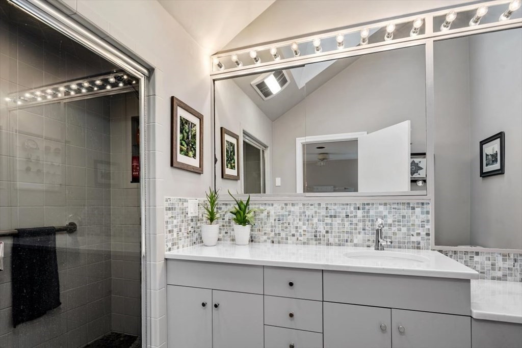 14 Winthrop Road Hingham, MA 02043 - Photo 25 of 38 Gallery Image 25