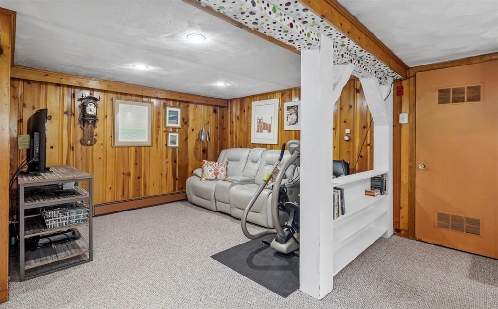 14 Winthrop Road Hingham, MA 02043 - Photo 28 of 38 Gallery Image 28