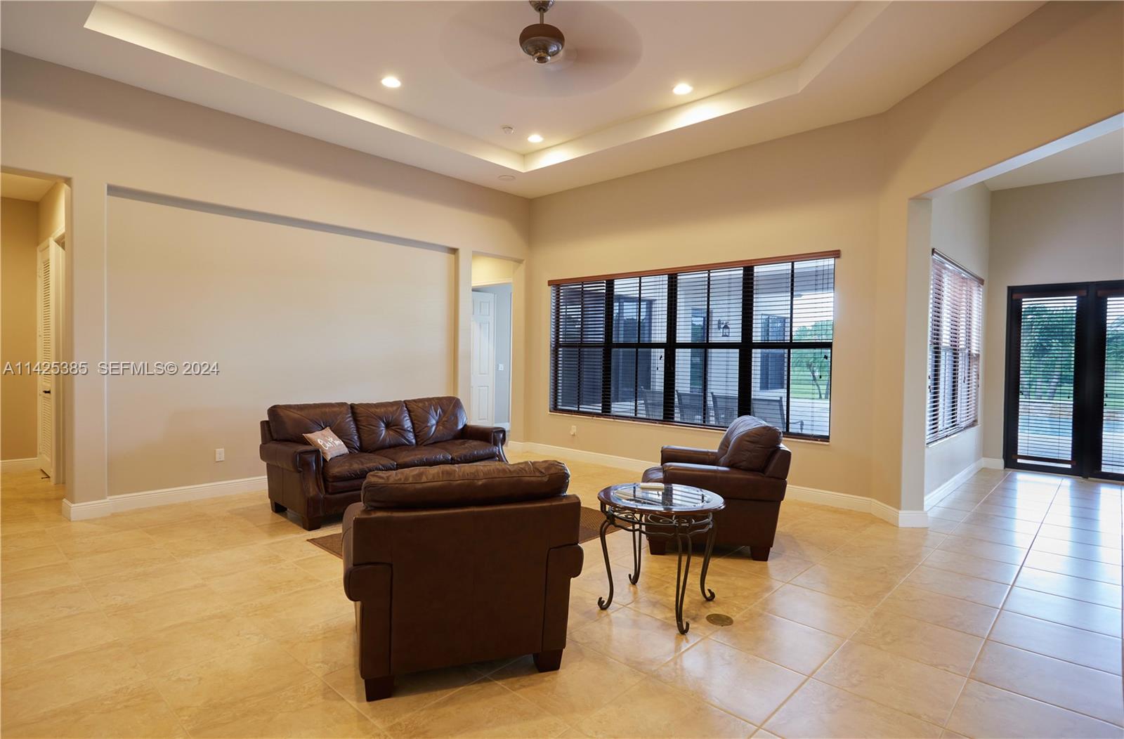 4431 Estates Road Davie, FL 33328 - Photo 11 of 53 Gallery Image 11