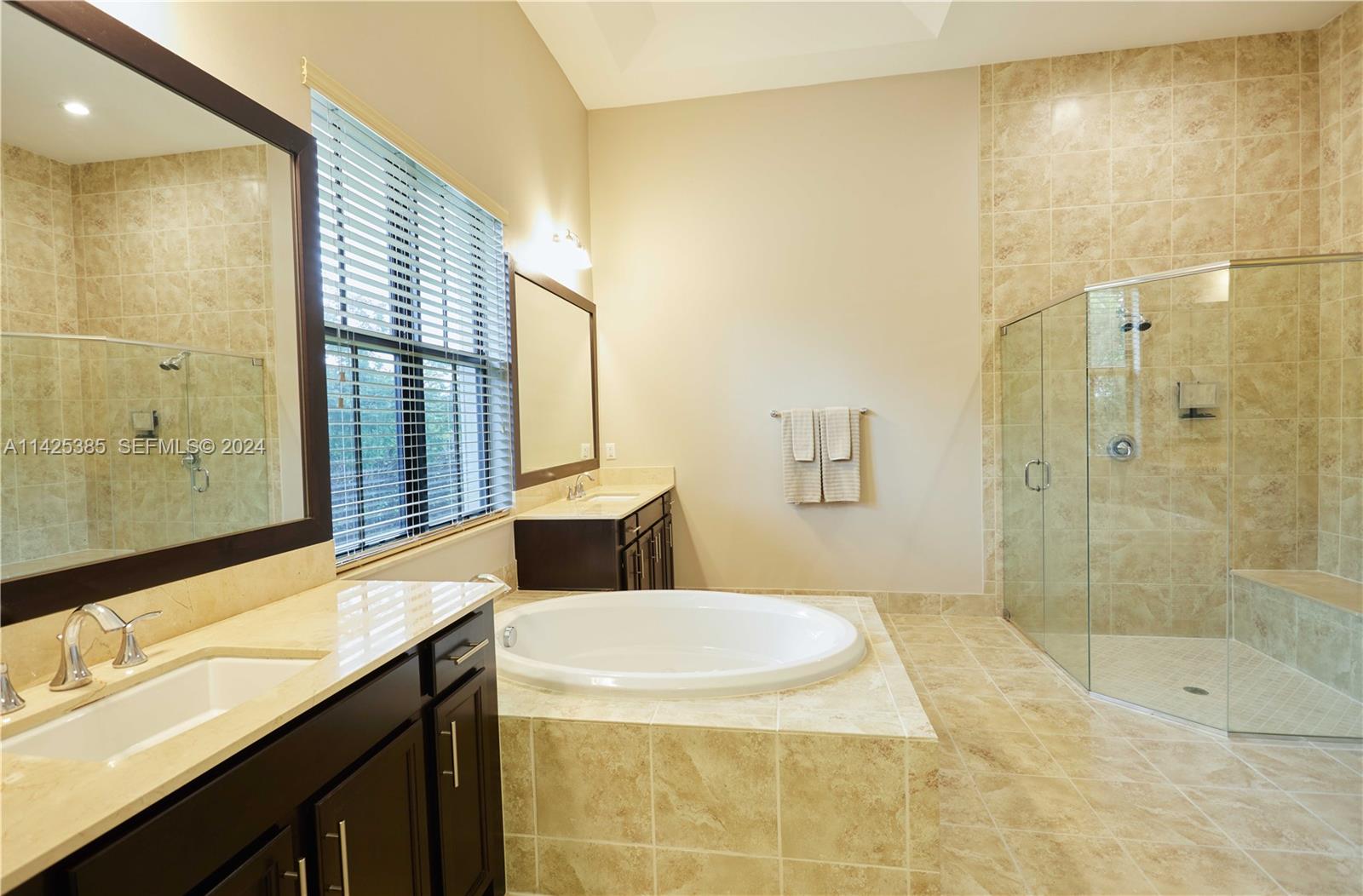 4431 Estates Road Davie, FL 33328 - Photo 21 of 53 Gallery Image 21