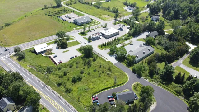 $274,900 | 82 Ballards Corner Road, Unit 5 & 5A, Hinesburg, VT 05461