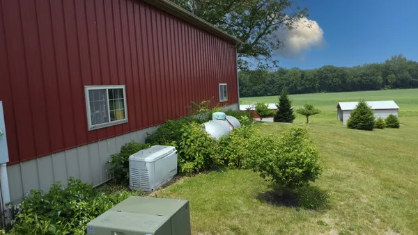 $740,500 | 1897 North 2500 East Road, Watseka, IL 60970