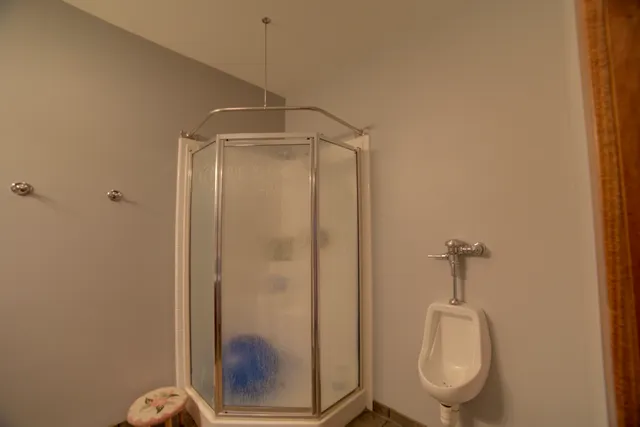 $740,500 | 1897 North 2500 East Road, Watseka, IL 60970