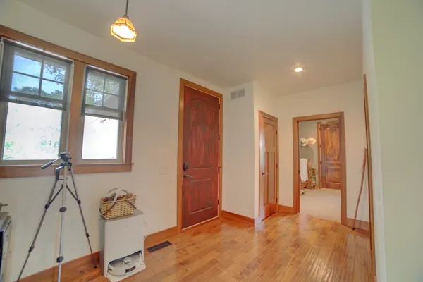 $740,500 | 1897 North 2500 East Road, Watseka, IL 60970