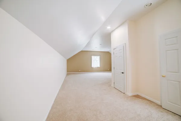 $740,500 | 1897 North 2500 East Road, Watseka, IL 60970