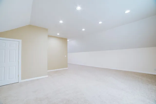 $740,500 | 1897 North 2500 East Road, Watseka, IL 60970