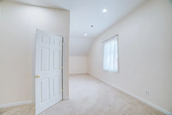 $740,500 | 1897 North 2500 East Road, Watseka, IL 60970