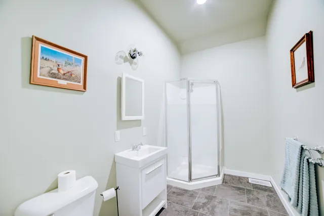 $740,500 | 1897 North 2500 East Road, Watseka, IL 60970