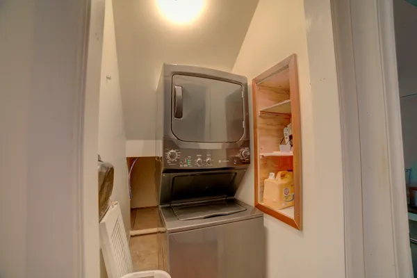 $740,500 | 1897 North 2500 East Road, Watseka, IL 60970