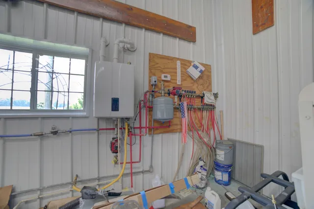 $740,500 | 1897 North 2500 East Road, Watseka, IL 60970