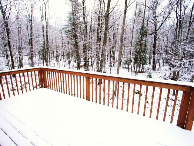 5279 Dundee Road Rhinelander, WI 54501 - Photo 9 of 15 Gallery Image 9