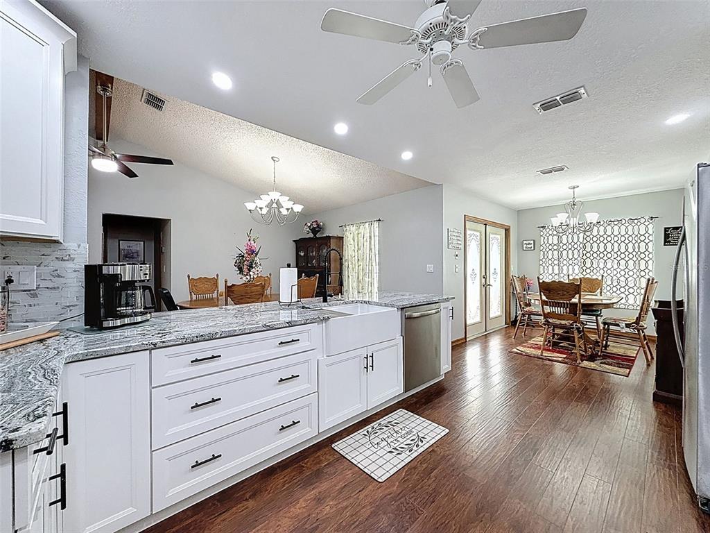 2124 Little Peach Court Spring Hill, FL 34608 - Photo 12 of 55