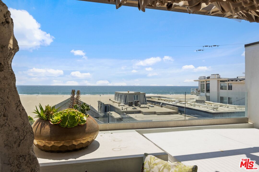 15 Reef Street Marina del Rey, CA 90292 - Photo 16 of 51