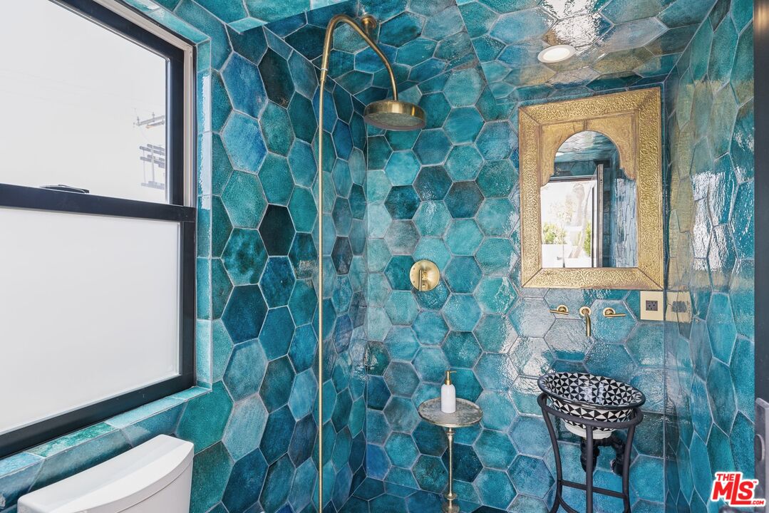 15 Reef Street Marina del Rey, CA 90292 - Photo 19 of 51