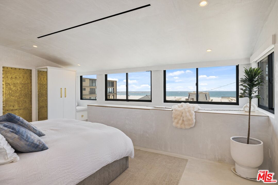 15 Reef Street Marina del Rey, CA 90292 - Photo 22 of 51