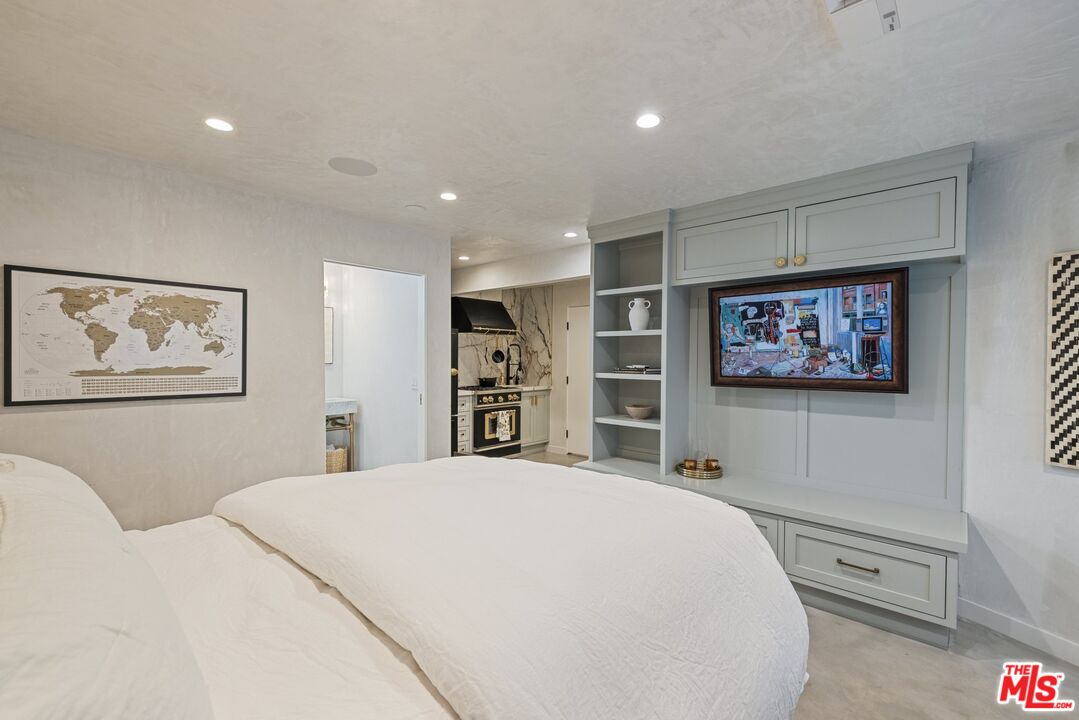 15 Reef Street Marina del Rey, CA 90292 - Photo 41 of 51