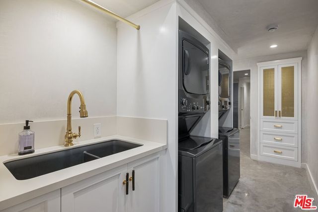 $5,099,000 | 15 Reef Street, Marina del Rey, CA 90292