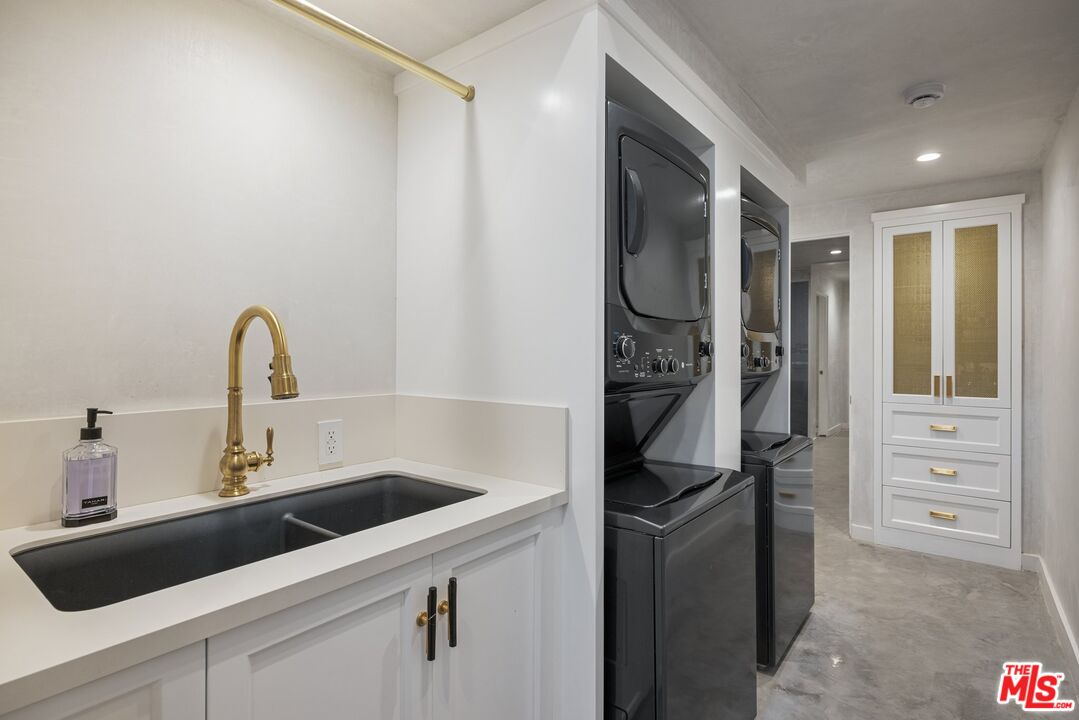 15 Reef Street Marina del Rey, CA 90292 - Photo 47 of 51