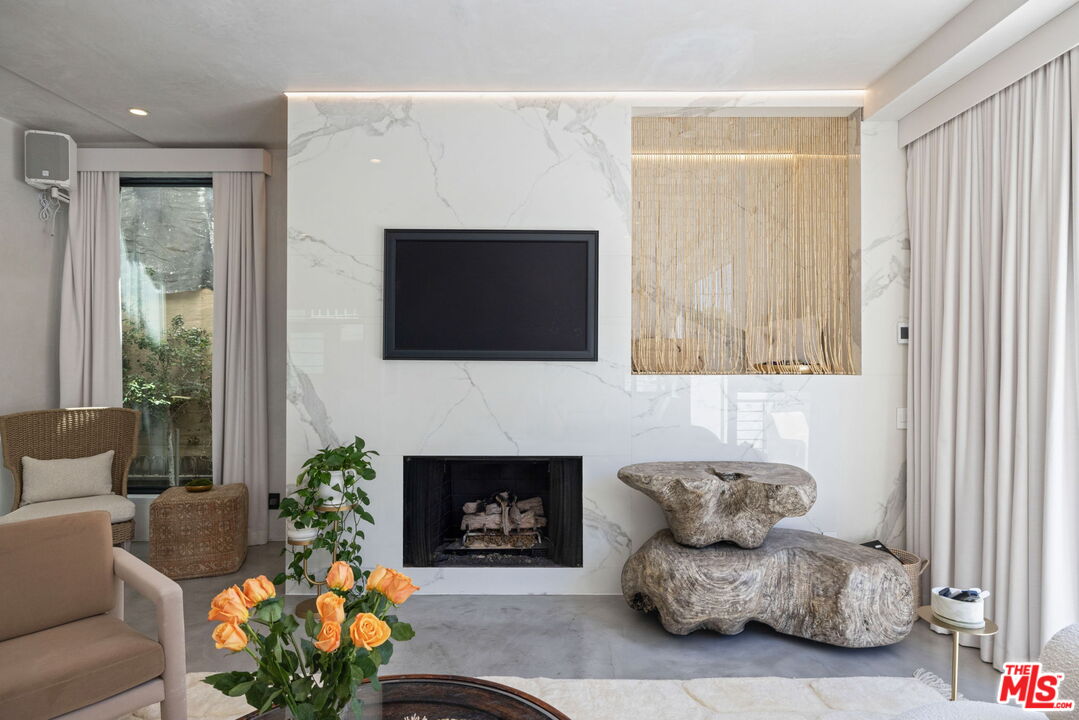 15 Reef Street Marina del Rey, CA 90292 - Photo 7 of 51