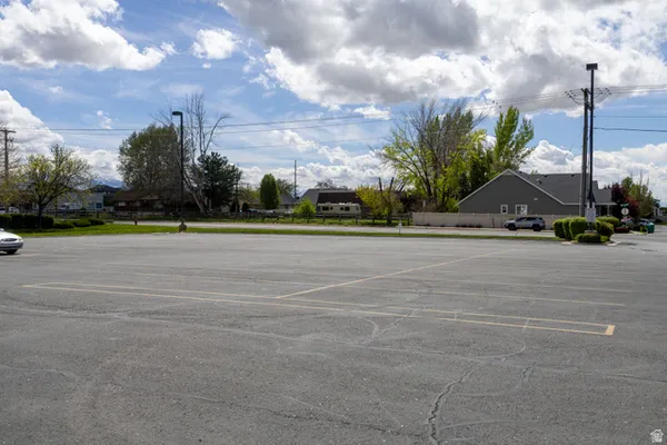$549,000 | 1040 West 300 North, Clearfield, UT 84015