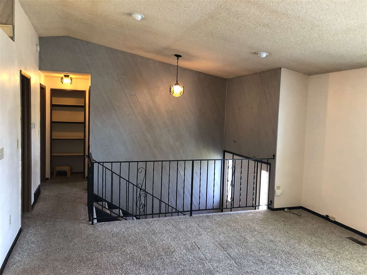 3526 South Bates Road Spokane, WA 99206 - Photo 2 of 18 Gallery Image 2